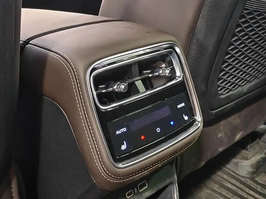 Geely Monjaro L 2026 2.0TD AT