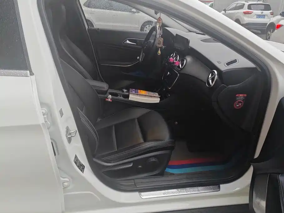 Mercedes-Benz GLA — миниатюра 8