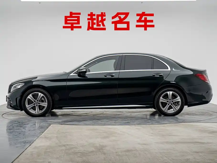 Mercedes-Benz C-Class — миниатюра 7