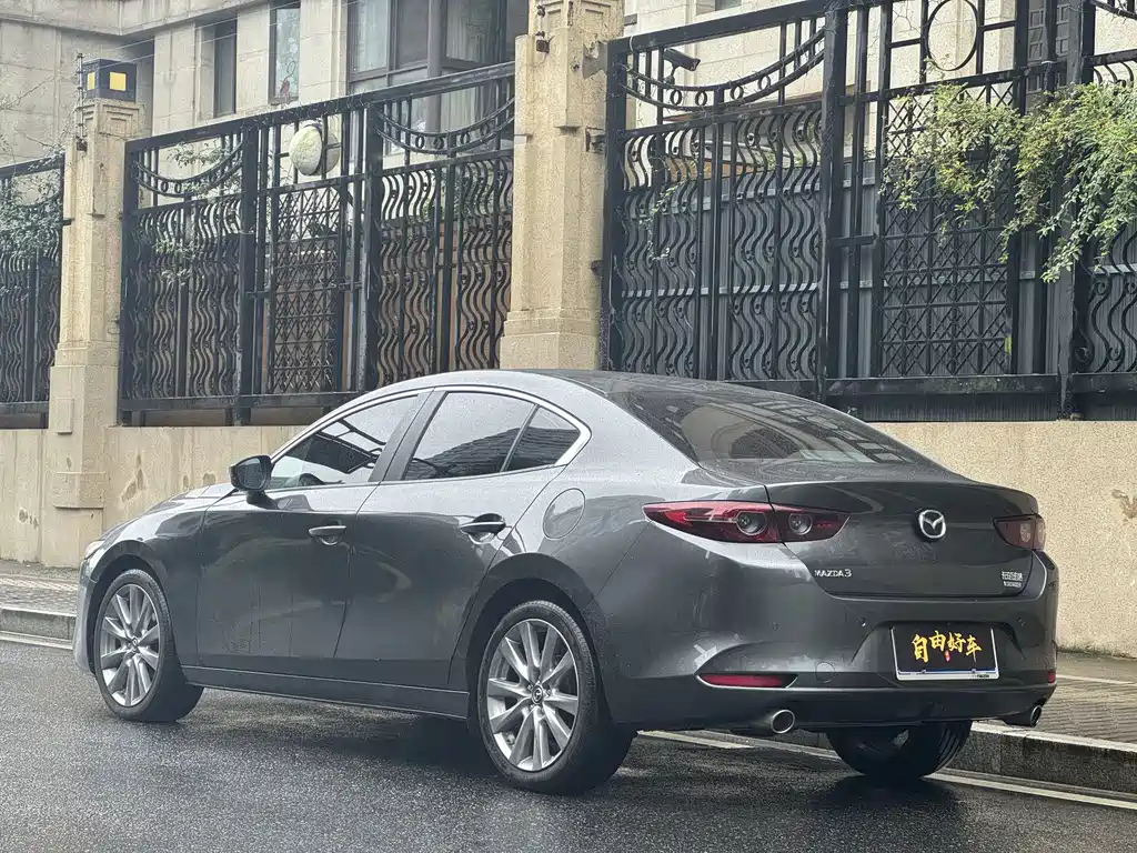 Mazda 3 Axela — миниатюра 22