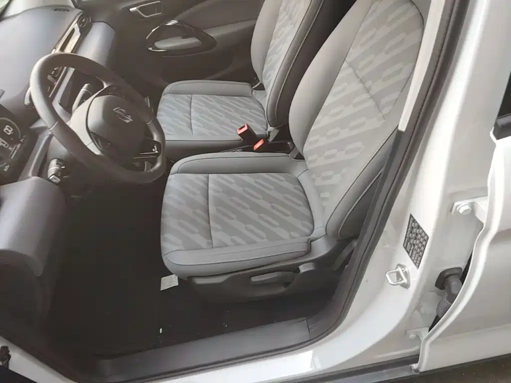 Leapmotor Leapmotor T03 — миниатюра 15
