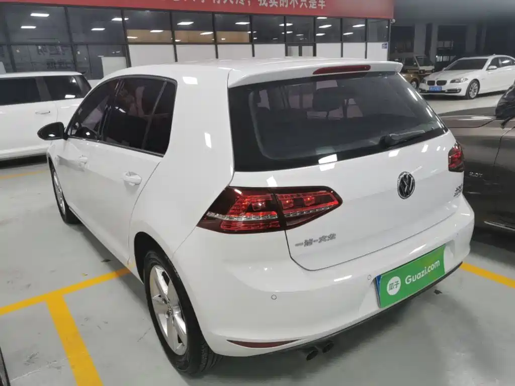 Volkswagen Golf — миниатюра 5