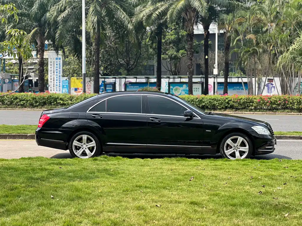 Mercedes-Benz S-Class — миниатюра 4