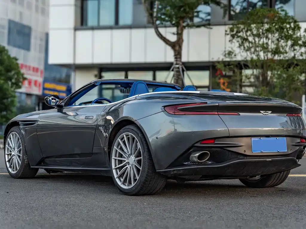 Aston Martin DB11 2019 4.0T V8 Volante