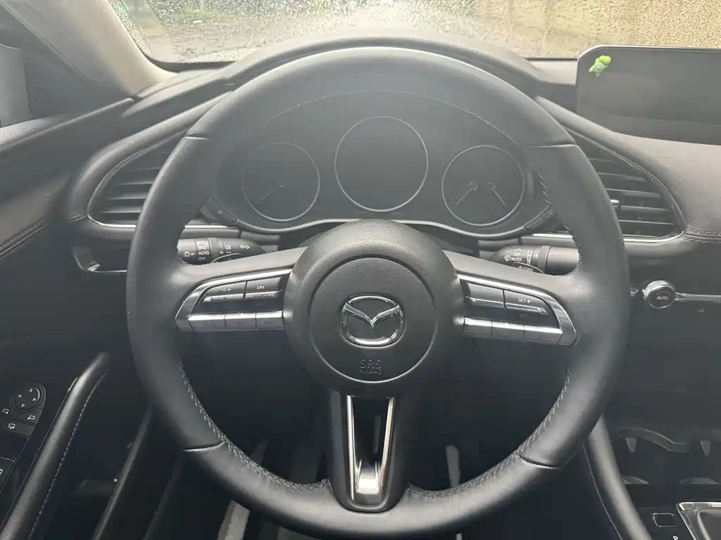 Mazda 3 Axela — миниатюра 13