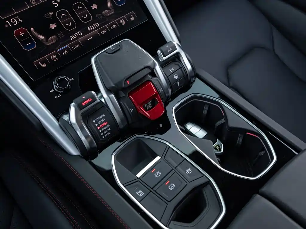 Lamborghini Urus — миниатюра 15