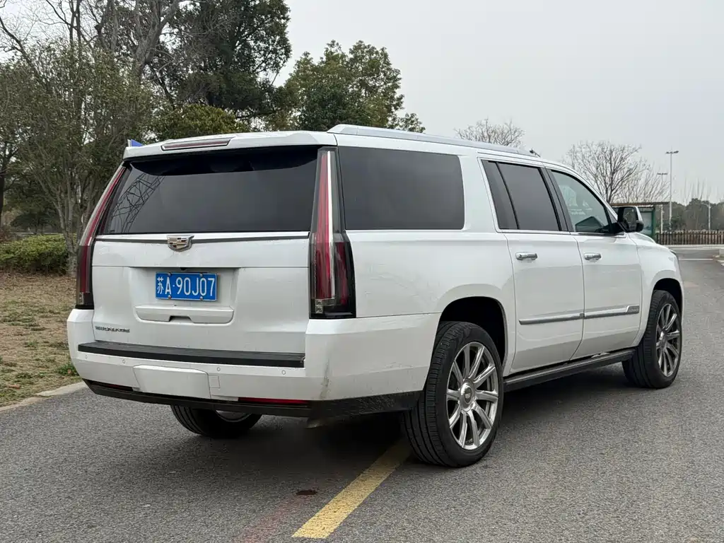CADILLAC ESCALADE ESCALADE