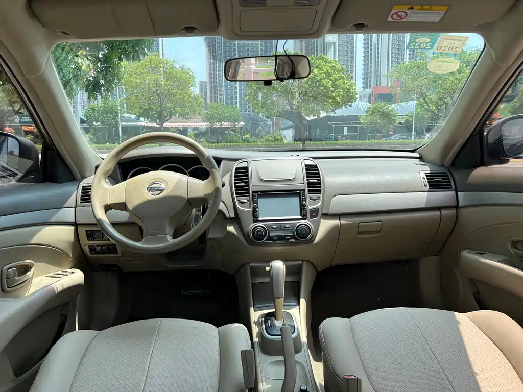Nissan Sylphy 2012 1.6XE AT Comfort