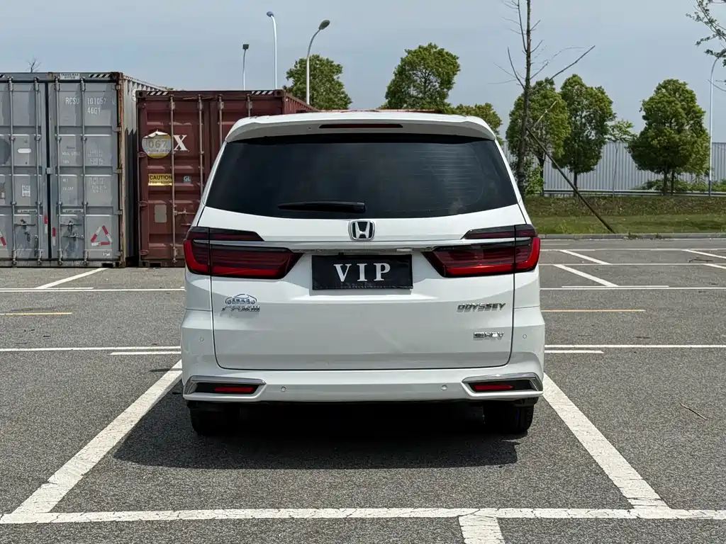 Honda Odyssey 2024 2.0L e:HEV