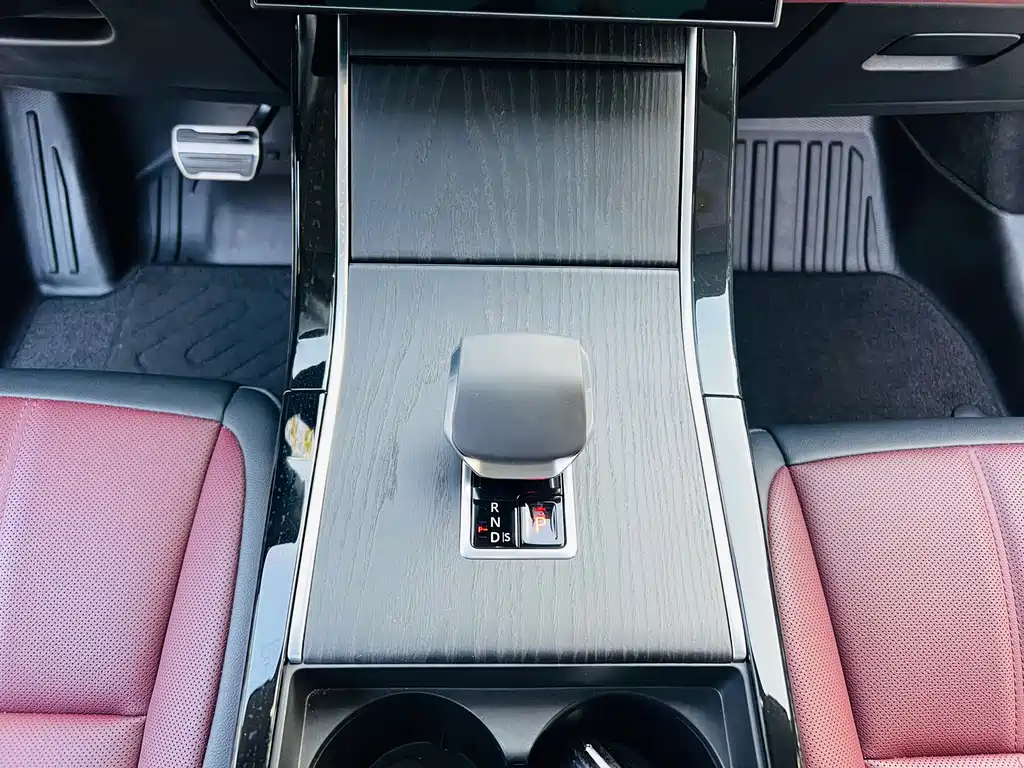 Land Rover Evoque — миниатюра 17