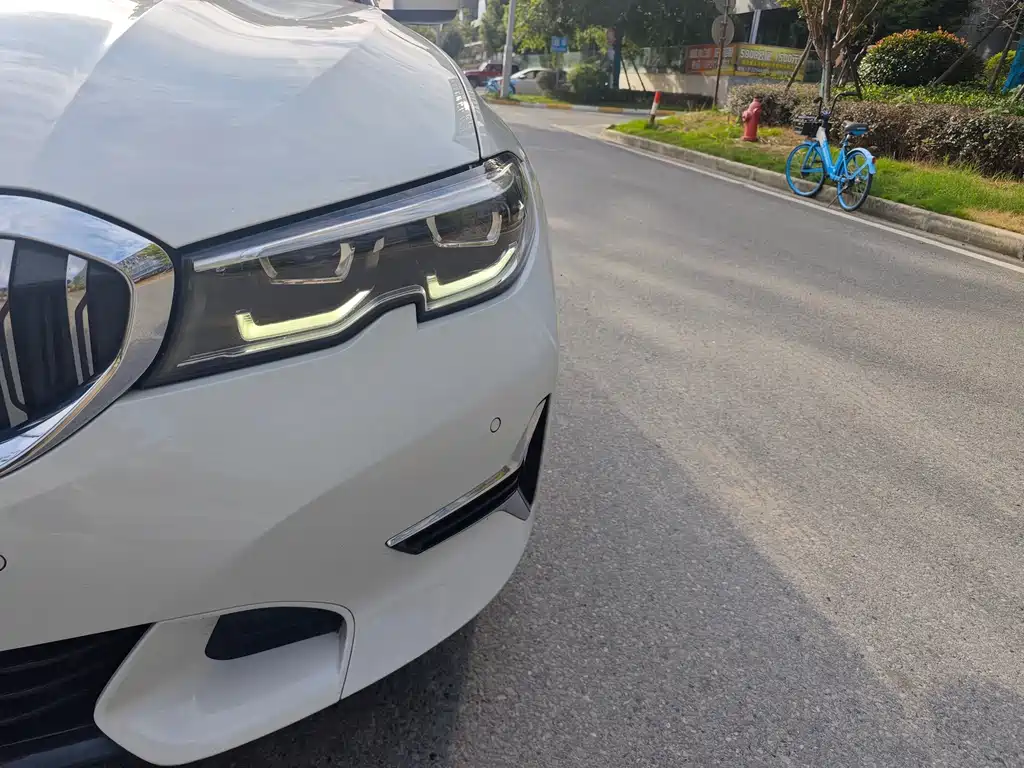 BMW 3 Series — миниатюра 5
