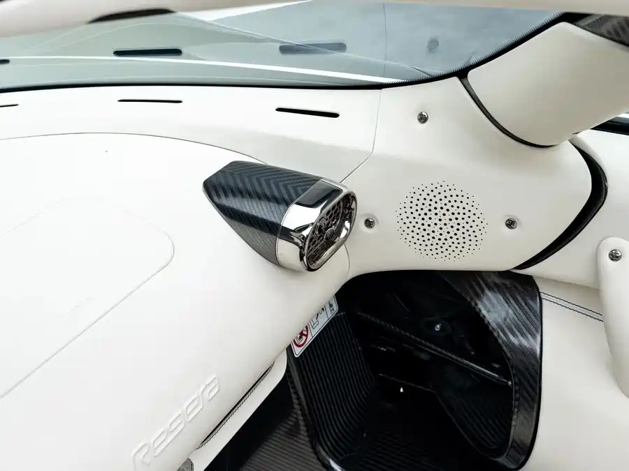 Koenigsegg Regera — миниатюра 20
