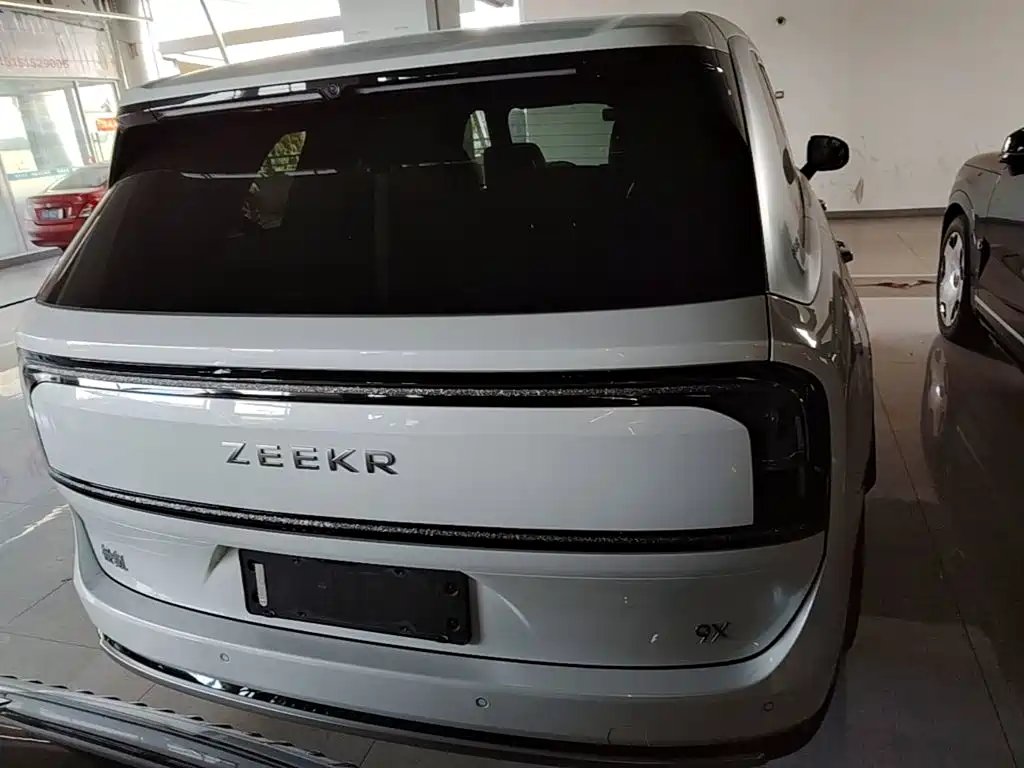 Zeekr 9X — миниатюра 6
