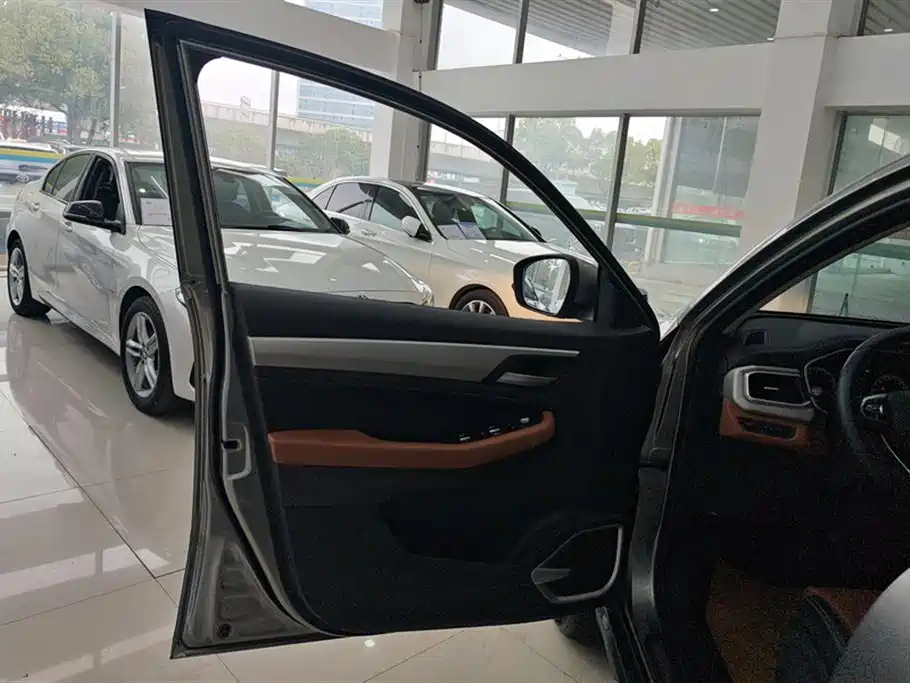 GEELY AUTOMOBILE VISION X6