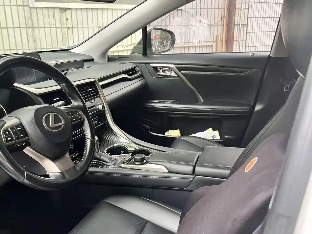 Lexus RX — миниатюра 4