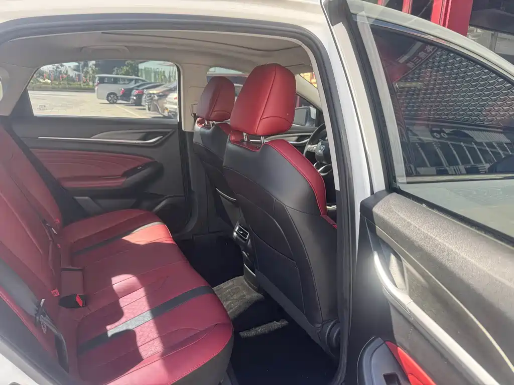 Changan Eado — миниатюра 6