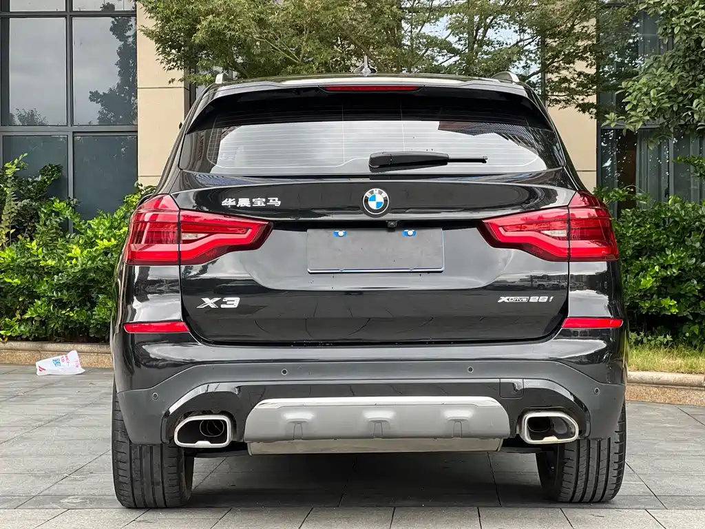 BMW X3 — миниатюра 10