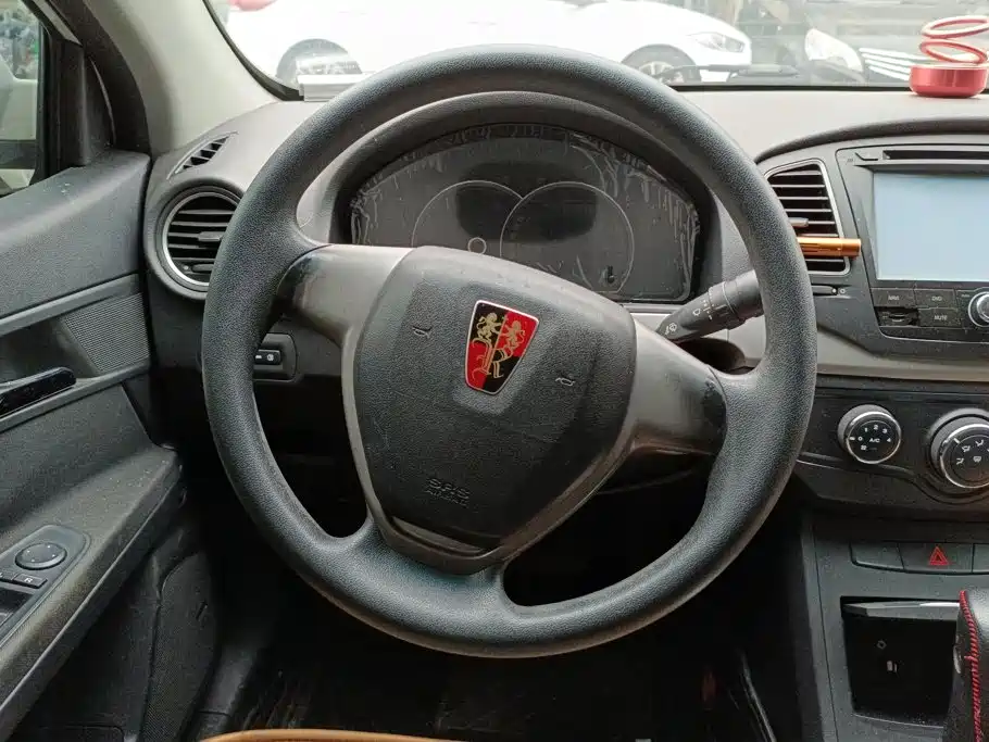 Roewe 350 — миниатюра 15