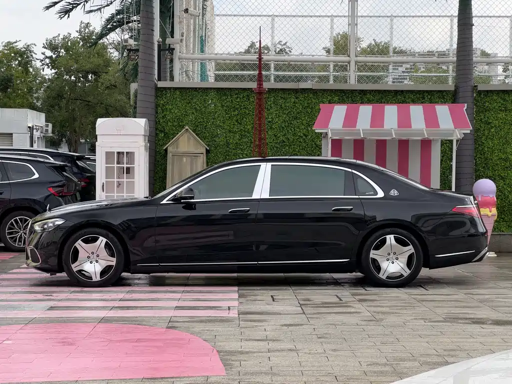 Mercedes-Benz S-Class — миниатюра 7