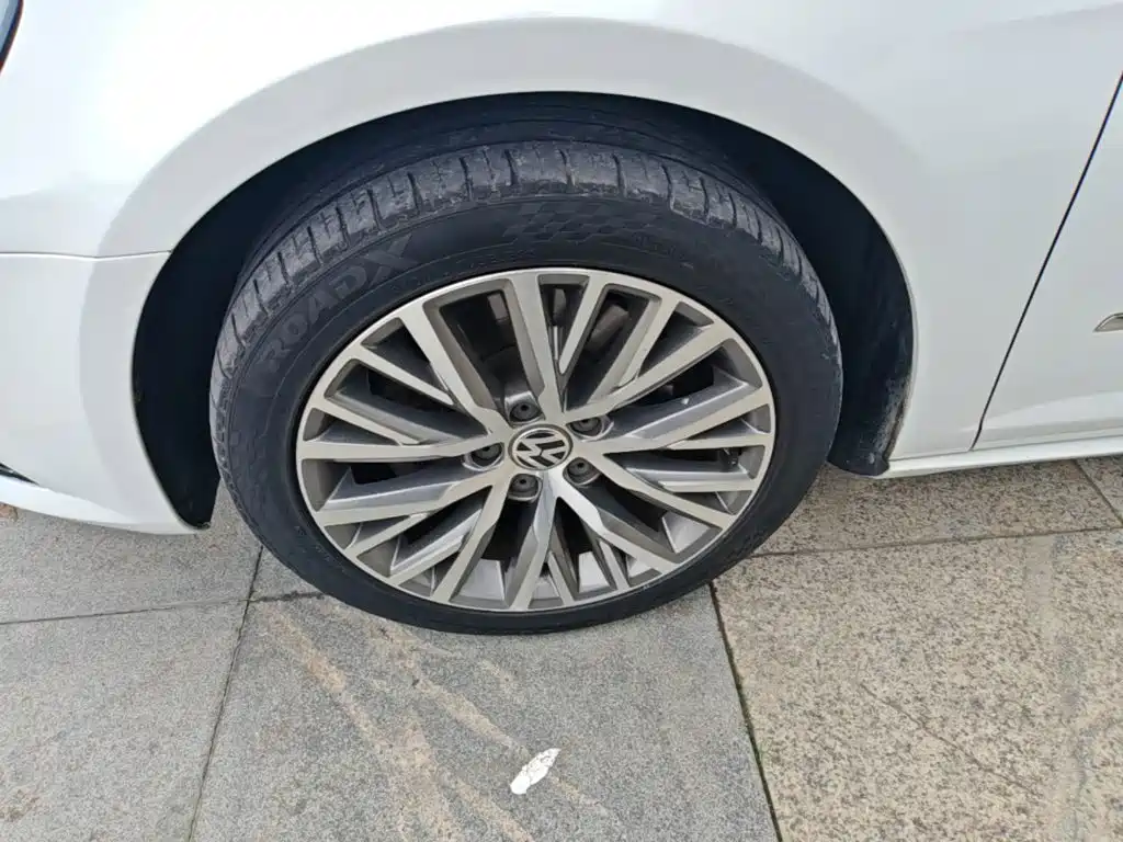 Volkswagen CC — миниатюра 23