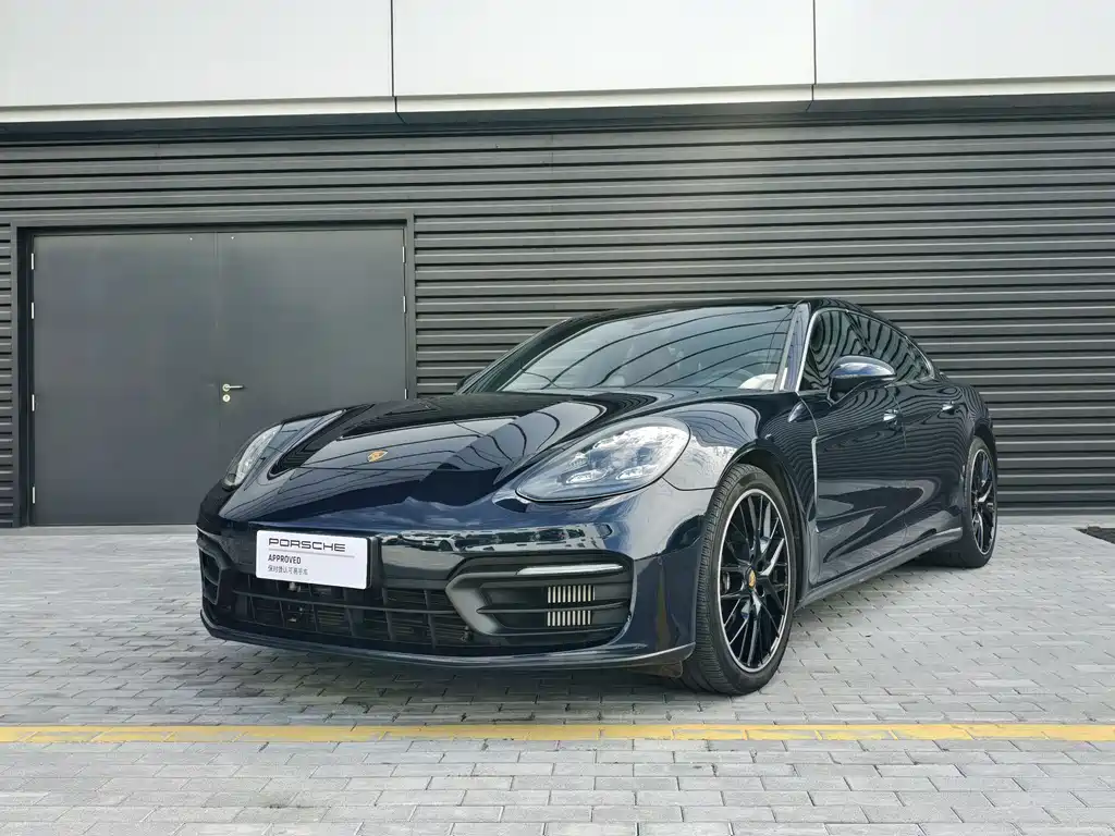 Porsche Panamera 2022