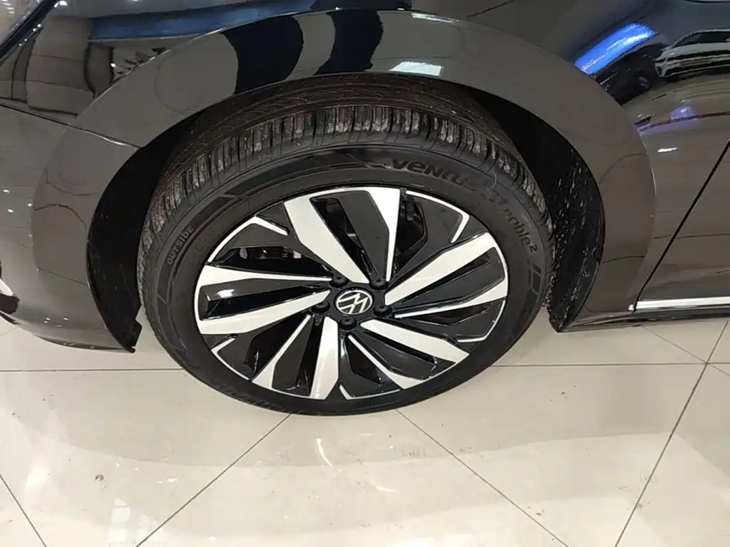 Volkswagen Passat — миниатюра 23