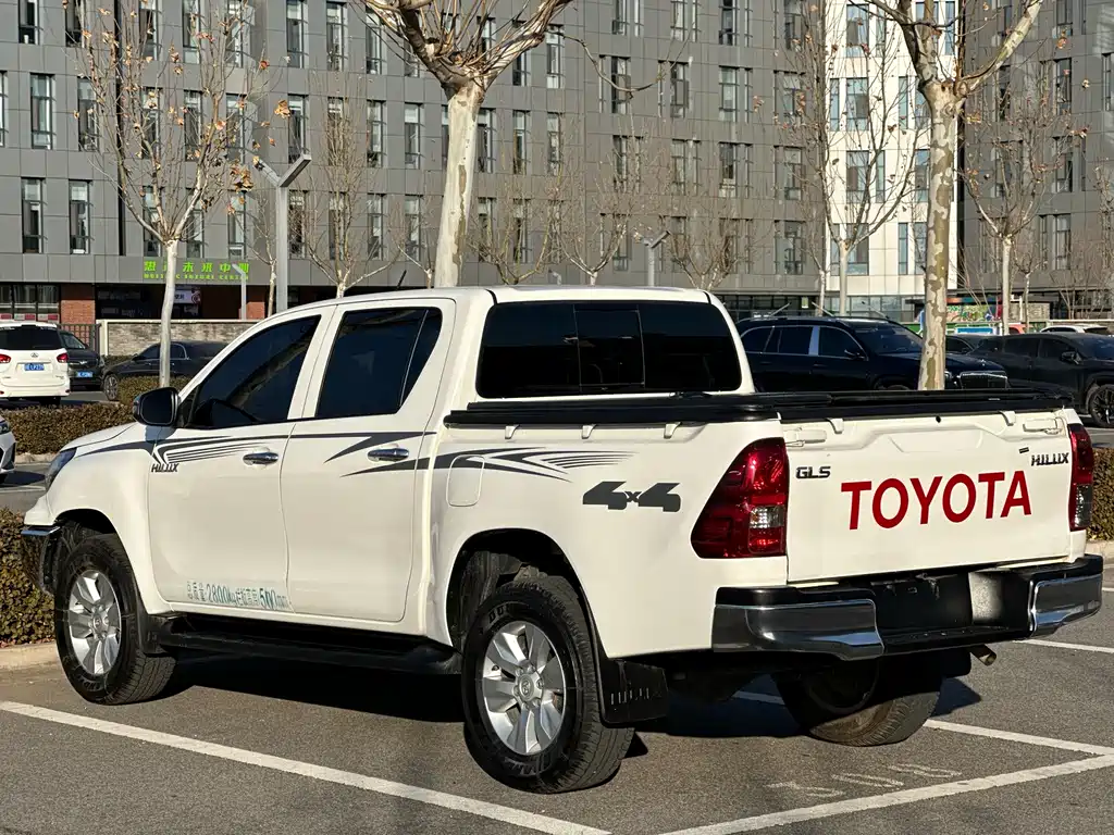 Toyota Hilux 2019 2.7L AT