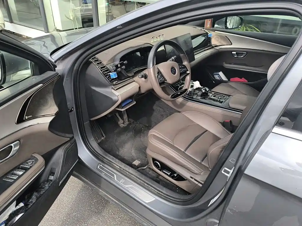 BYD Han — миниатюра 14