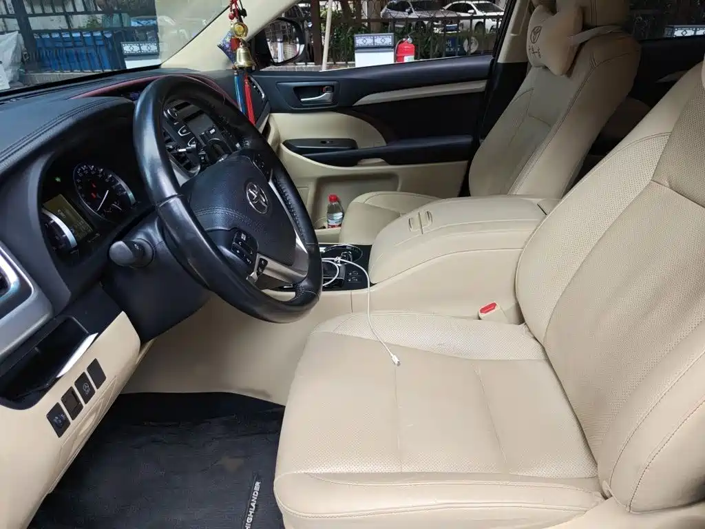 Toyota Highlander — миниатюра 8