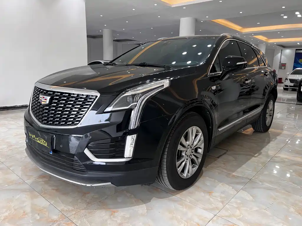 CADILLAC XT5