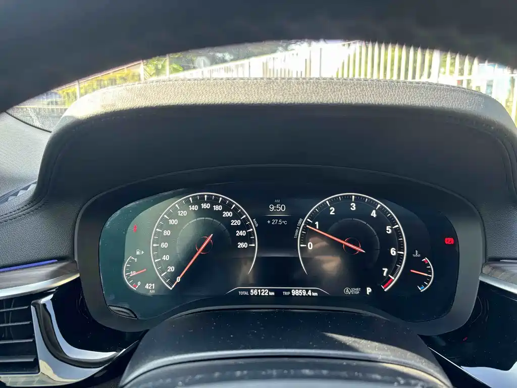 BMW 5 Series — миниатюра 12