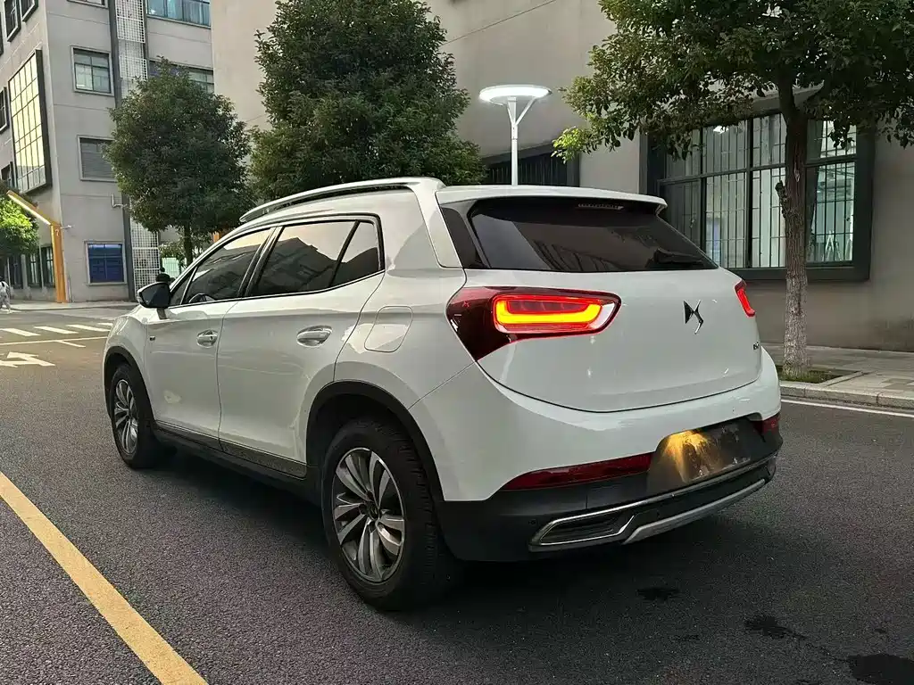 DS DS 6 — миниатюра 2