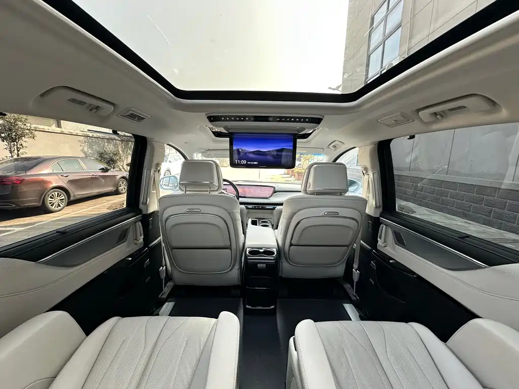 BUICK GL8 NEW ENERGY