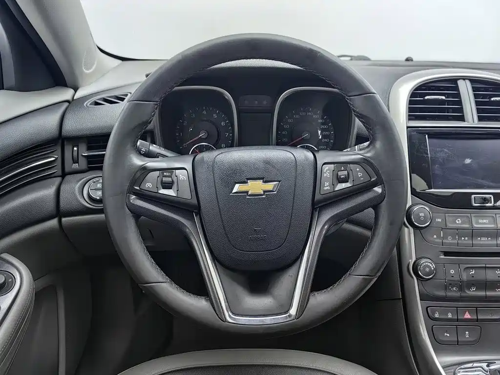 Chevrolet Malibu — миниатюра 11