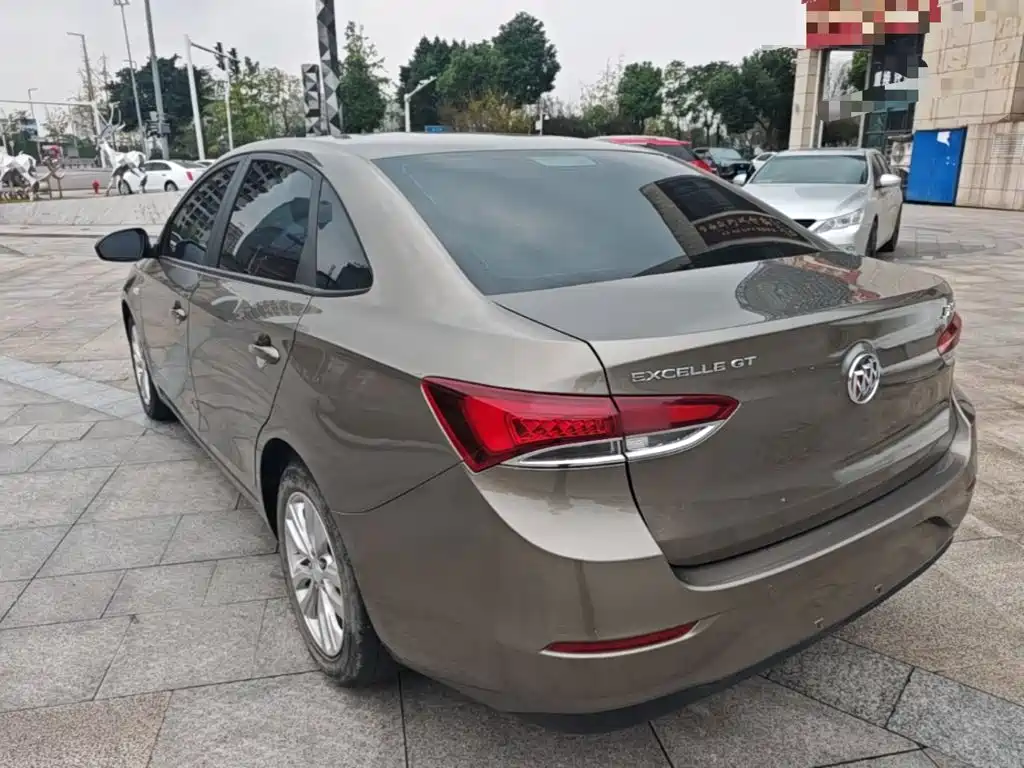 Buick Excelle — миниатюра 5