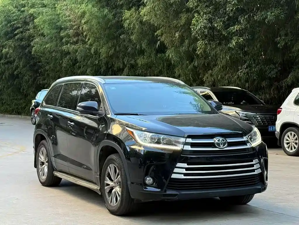 Toyota Highlander — миниатюра 3