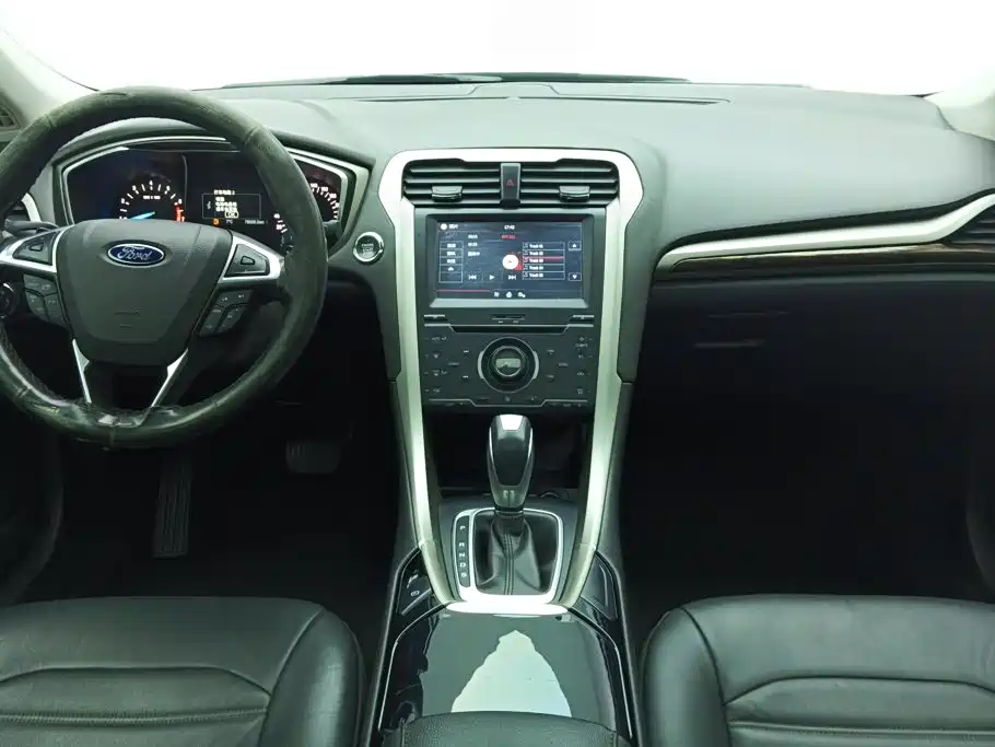 Ford Mondeo — миниатюра 12
