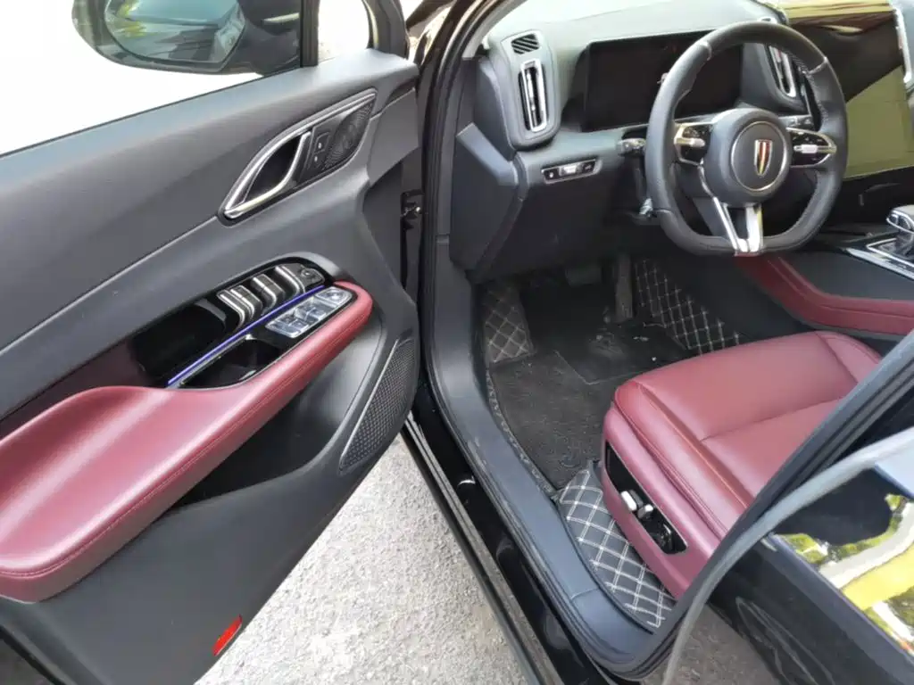 Hongqi Hongqi HS3 PHEV — миниатюра 16