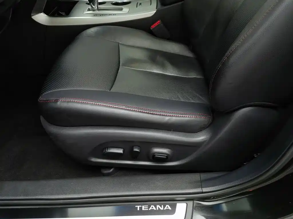 Nissan Teana — миниатюра 20
