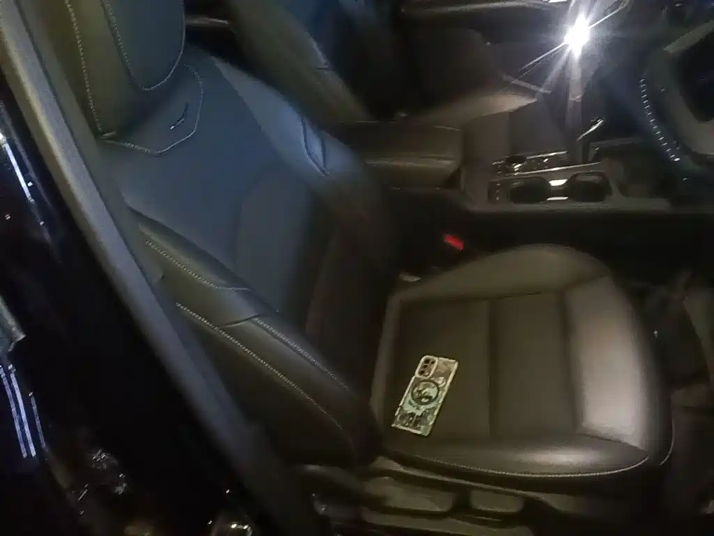Cadillac XT4 — миниатюра 25