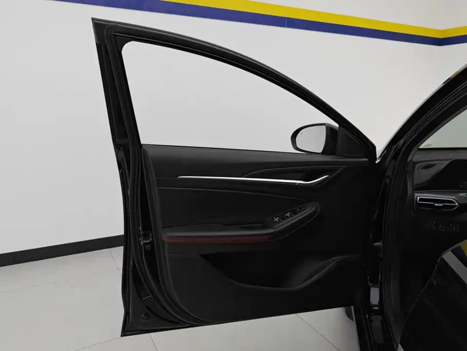 Changan Eado — миниатюра 7
