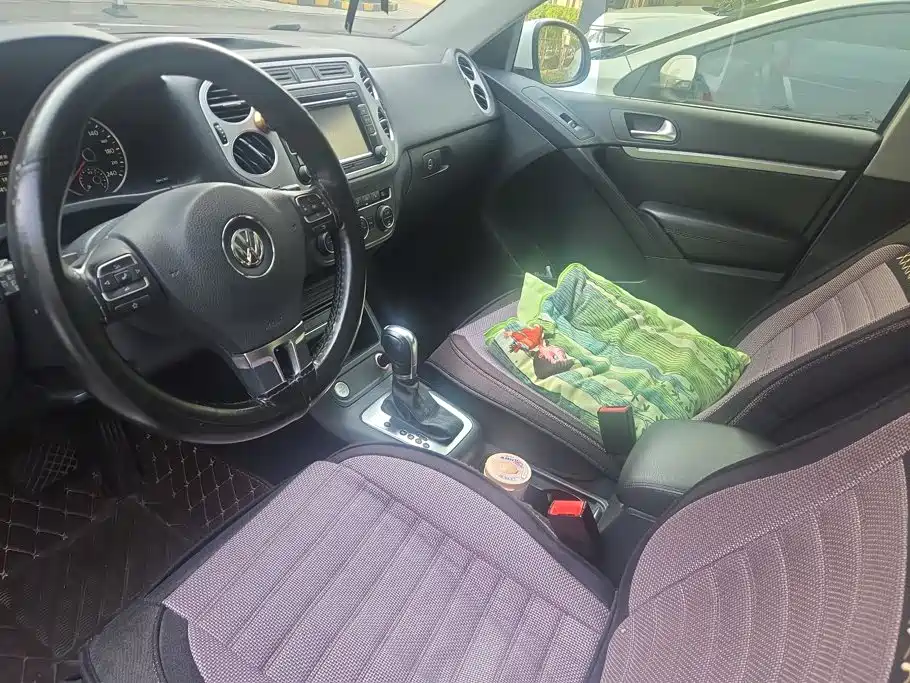 Volkswagen Tiguan — миниатюра 12