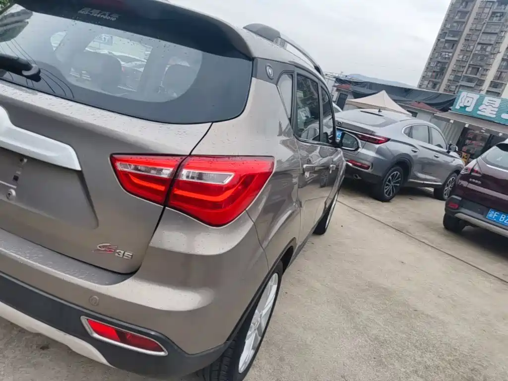 Changan CS35 — миниатюра 8
