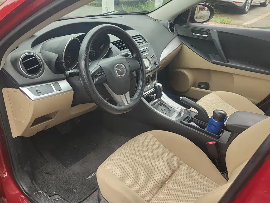 Mazda 3 (Import) — миниатюра 4