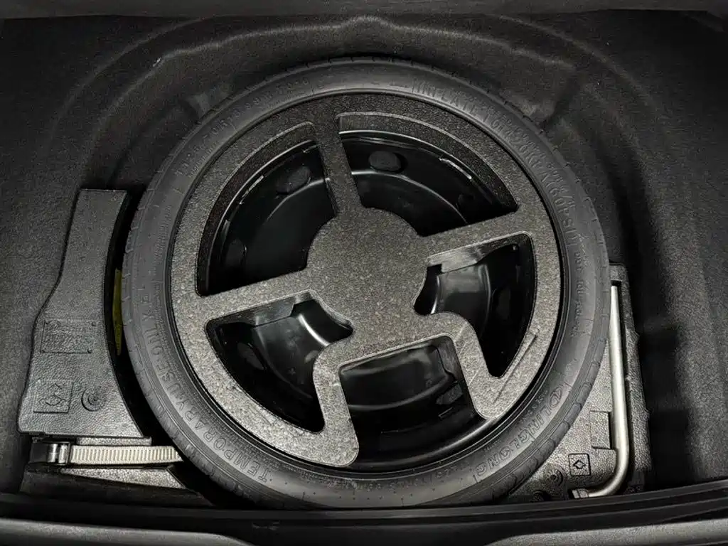Volkswagen Golf — миниатюра 18