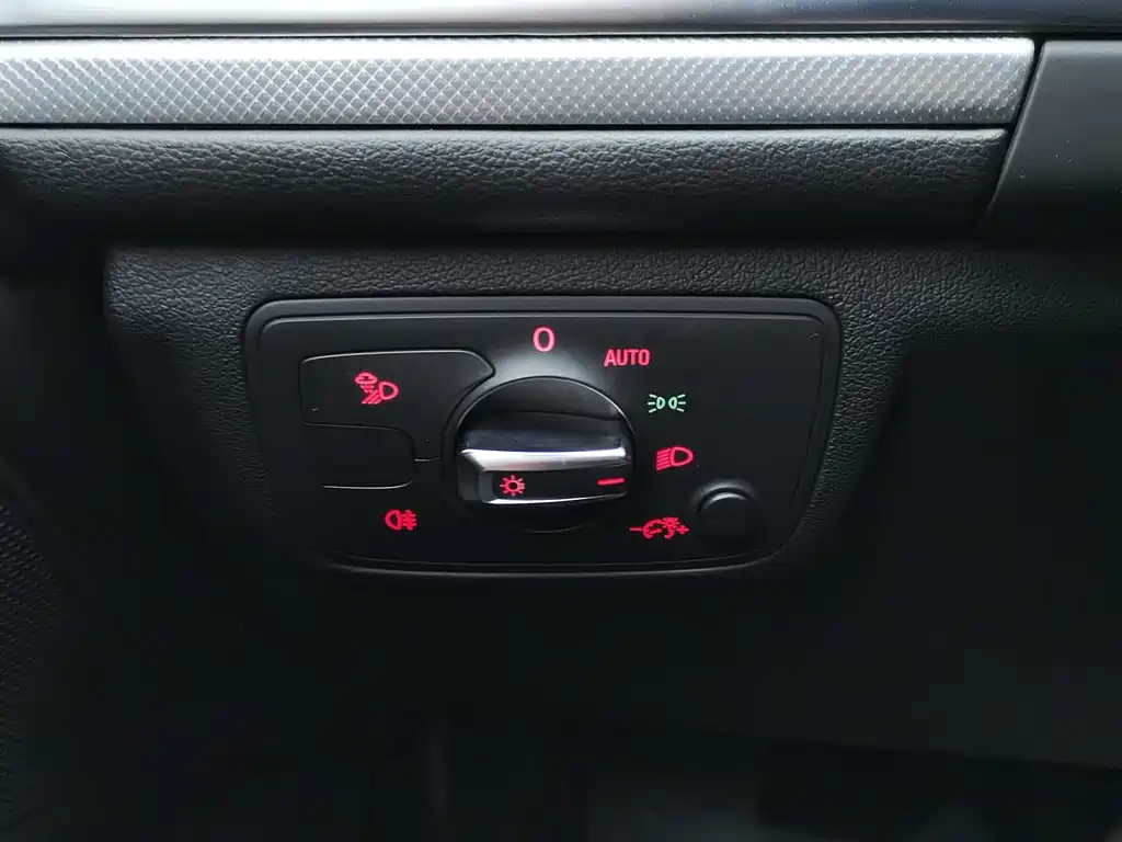 Audi A6L — миниатюра 14