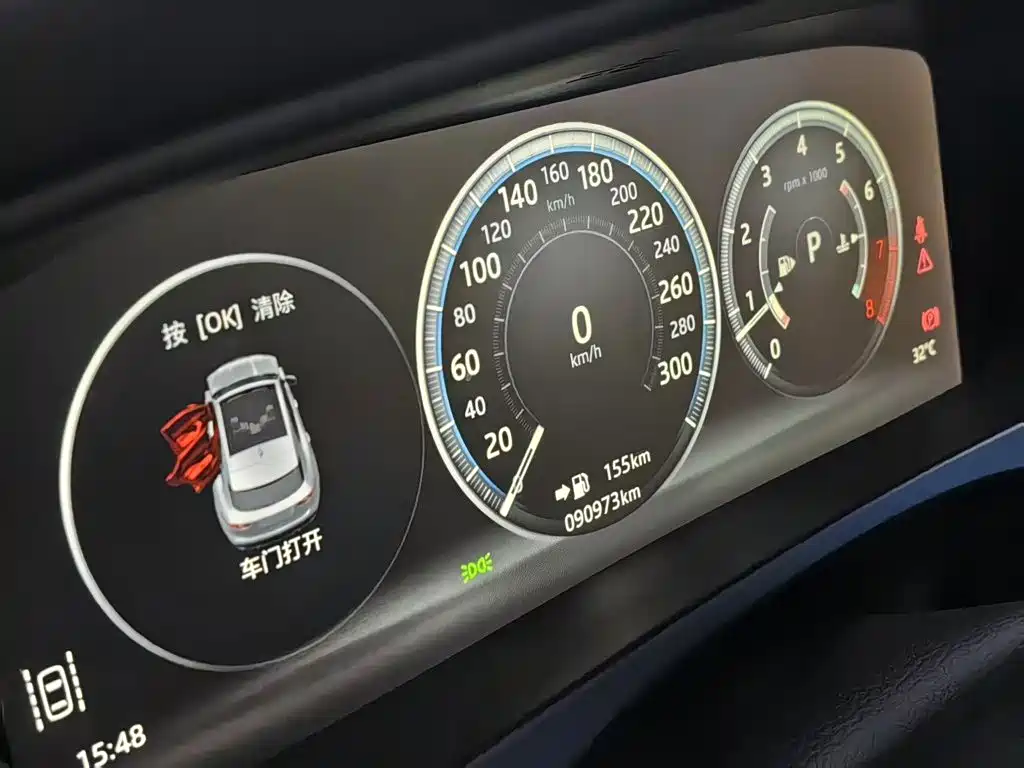 Jaguar F-PACE — миниатюра 18