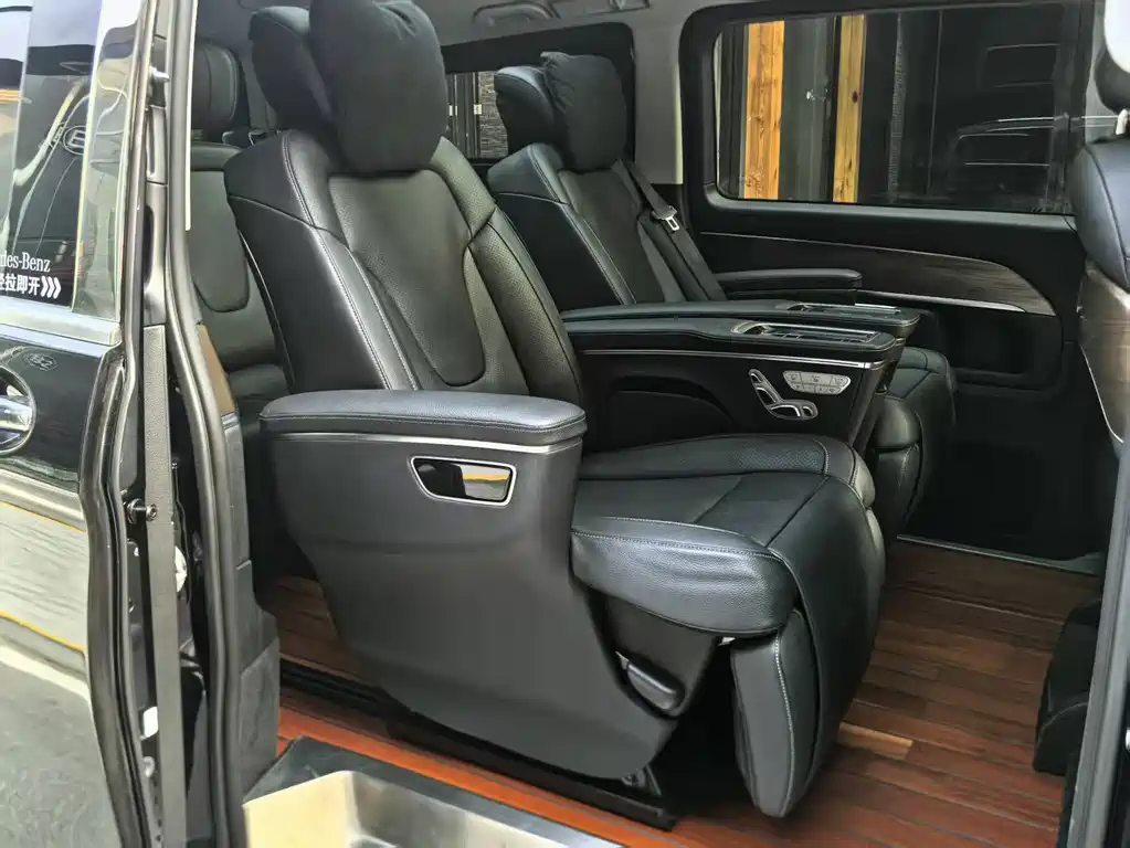 MERCEDES-BENZ V CLASS