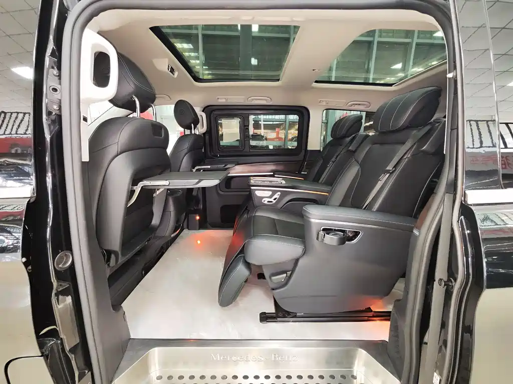 MERCEDES-BENZ V CLASS