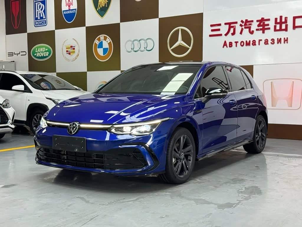 Volkswagen Golf 1.4 л 2023 г. Голубой, пробег 48000 км